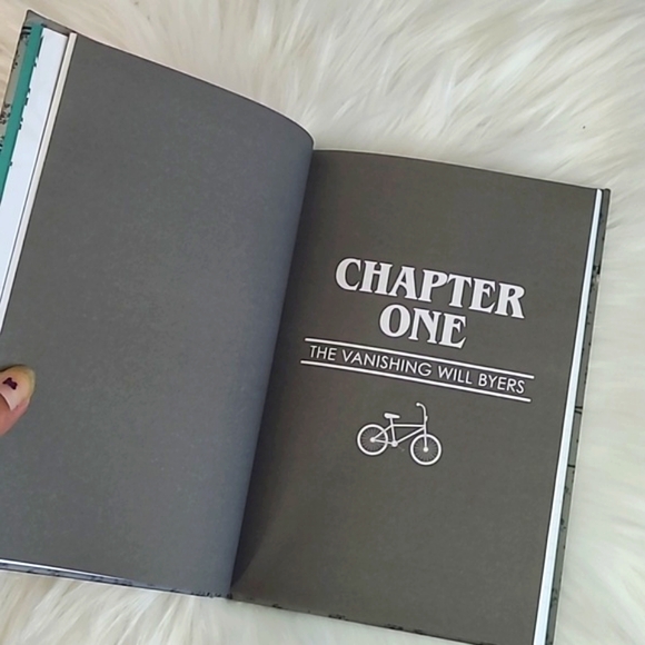 Stranger Things Notes From The Upside Down Hardback Book Collectible Netflix - Picture 7 of 10